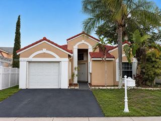 465 Somerset Way 465, Weston, FL 33326