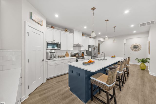 1672 Jessamine Drive, Woodruff, SC 29388