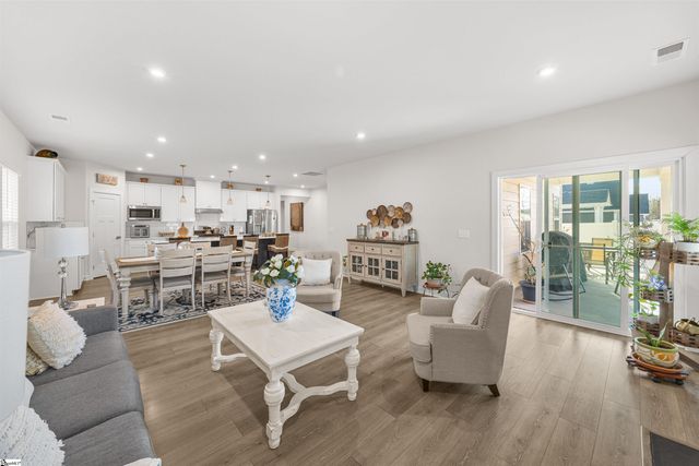 1672 Jessamine Drive, Woodruff, SC 29388