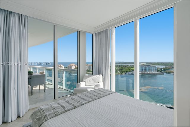 1000 S Pointe Dr 2202, Miami Beach, FL 33139