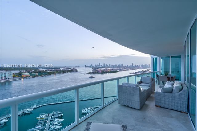 1000 S Pointe Dr 2202, Miami Beach, FL 33139