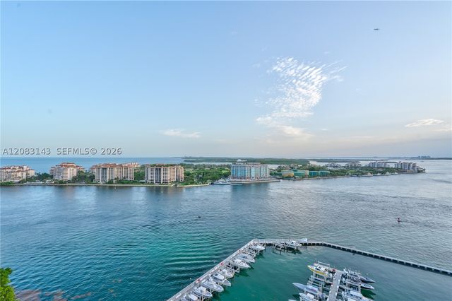 1000 S Pointe Dr 2202, Miami Beach, FL 33139