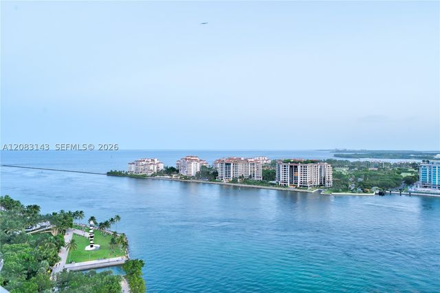 1000 S Pointe Dr 2202, Miami Beach, FL 33139