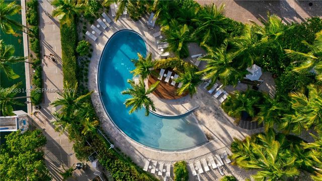 1000 S Pointe Dr 2202, Miami Beach, FL 33139