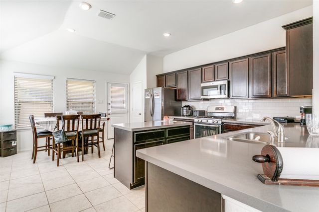 14549 Serrano Ridge Road, Fort Worth, TX 76052