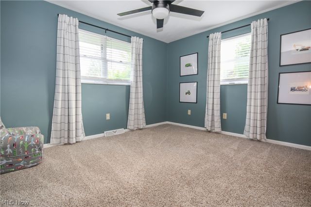116 Carroll Drive, St Clairsville, OH 43950