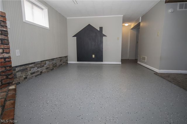116 Carroll Drive, St Clairsville, OH 43950