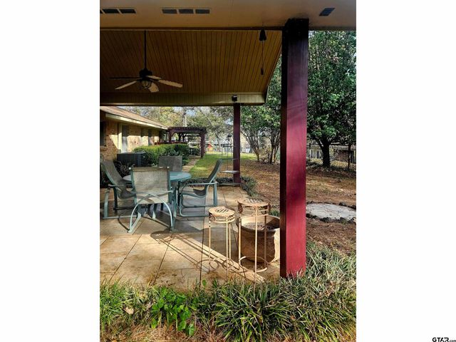 16359 Treasure Cove, Bullard, TX 75757