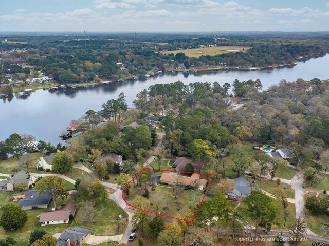 16359 Treasure Cove, Bullard, TX 75757