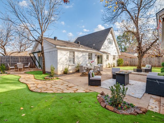 1304 New Haven Street, Arlington, TX 76011