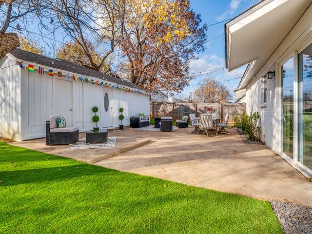 1304 New Haven Street, Arlington, TX 76011