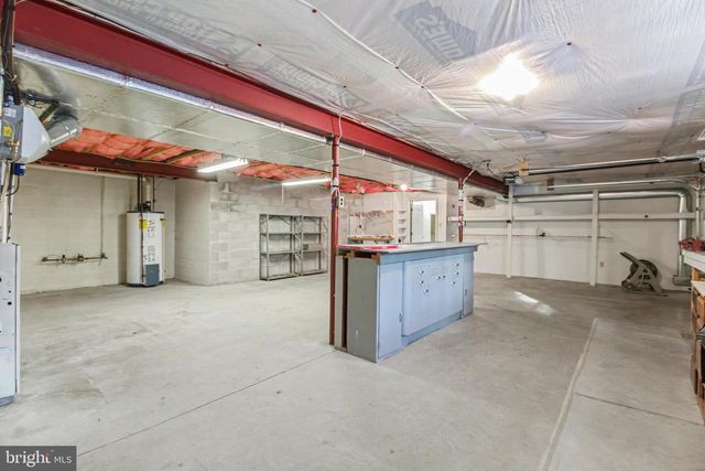 12 SWEET ARROW DR, Hummelstown, PA 17036