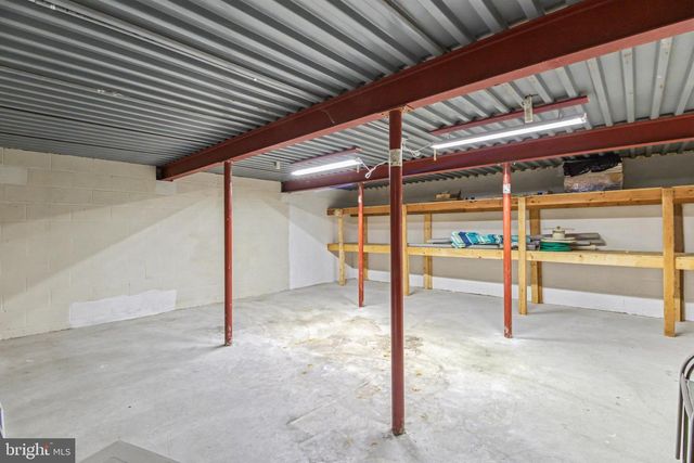 12 SWEET ARROW DR, Hummelstown, PA 17036