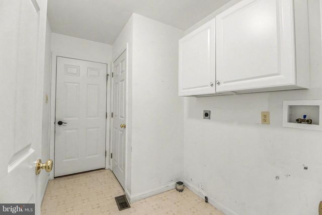 12 SWEET ARROW DR, Hummelstown, PA 17036