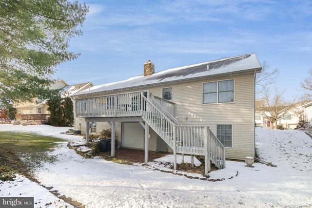 12 SWEET ARROW DR, Hummelstown, PA 17036