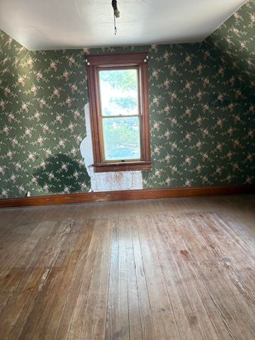 514 PRAIRIE Avenue, Stanton, IA 51573