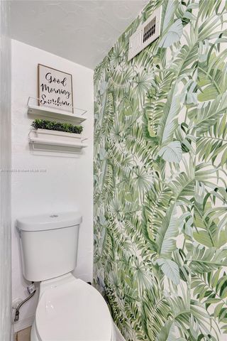 2809 NW 7th Ave, Wilton Manors, FL 33311