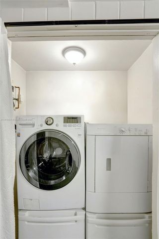 2809 NW 7th Ave, Wilton Manors, FL 33311