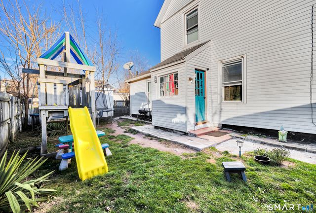41 Bissell Street, Manchester, CT 06040
