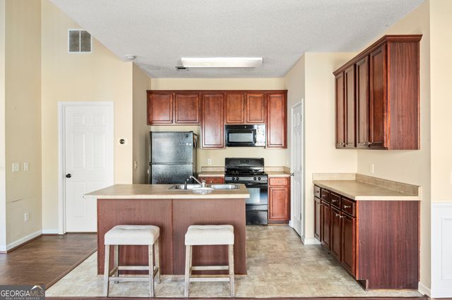 2162 Capella Circle SW, South Fulton, GA 30331