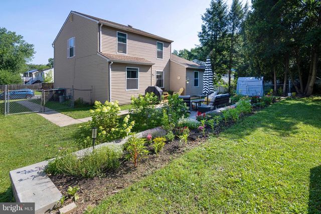 14 HEATHER DR, Sicklerville, NJ 08081