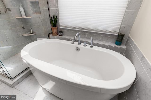 625 LAVENHAM CT, Lutherville Timonium, MD 21093