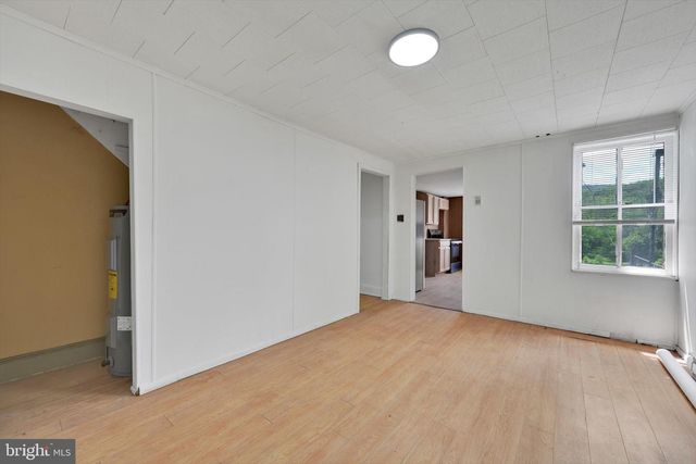 231 VALLEY ST, New Philadelphia, PA 17959