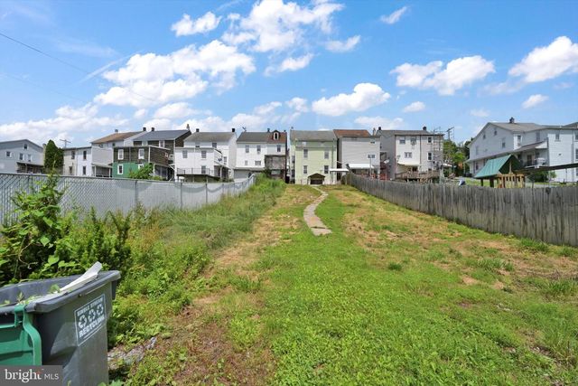 231 VALLEY ST, New Philadelphia, PA 17959