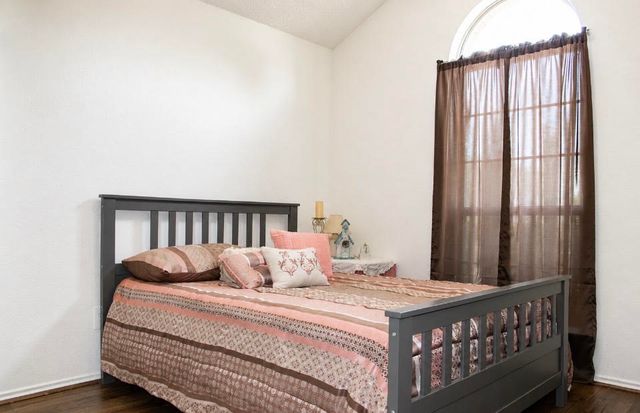 1115 Parker Court, Cedar Hill, TX 75104