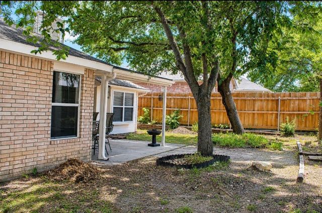 1115 Parker Court, Cedar Hill, TX 75104