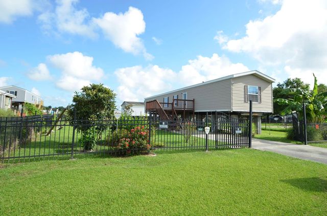 203 Santa Monica Drive, Houma, LA 70363