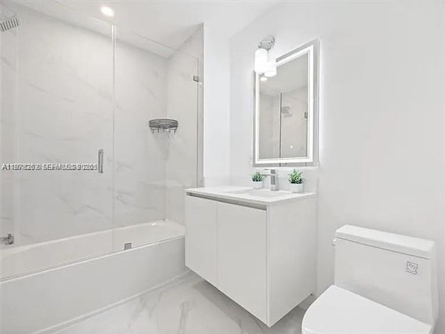 700 NE 24TH ST 606, Miami, FL 33137