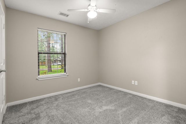 10668 Royal Magnolia Drive, Conroe, TX 77303