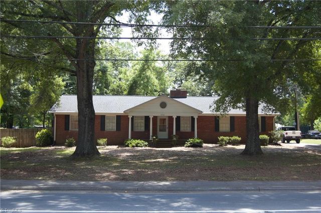 1510 Polo Road, Winston-salem, NC 27103