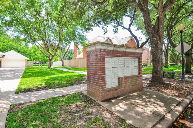 3103 Silent Spring Drive, Sugar Land, TX 77479