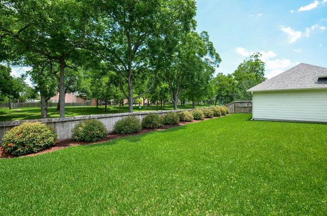 3103 Silent Spring Drive, Sugar Land, TX 77479