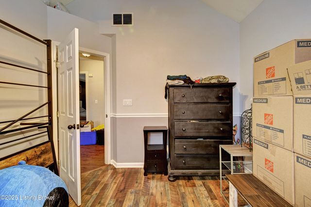 8116 Eagles Crest Ct, Louisville, KY 40291