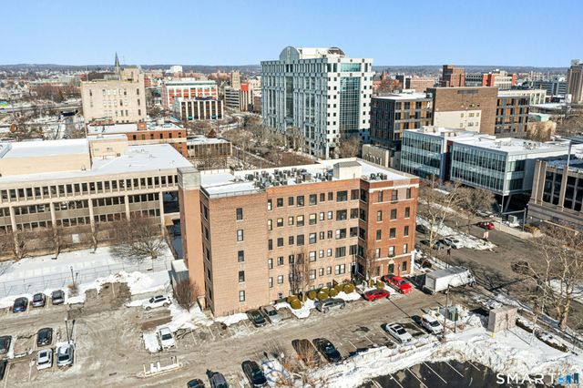 881 Lafayette Boulevard 4N, Bridgeport, CT 06604