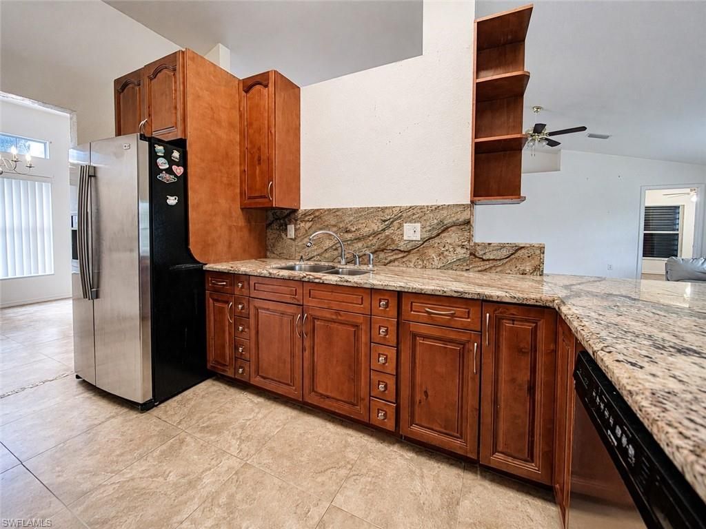 20 Hampton AVE, LEHIGH ACRES, FL 33936 — photo 4