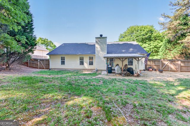 353 Glenmoor Place, Winder, GA 30680