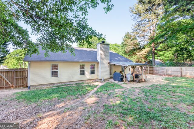 353 Glenmoor Place, Winder, GA 30680