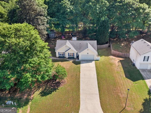 353 Glenmoor Place, Winder, GA 30680
