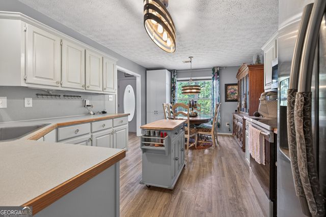 353 Glenmoor Place, Winder, GA 30680