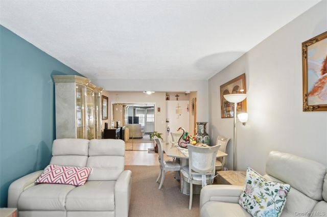 3305 90 Street 2D, Jackson Heights, NY 11372