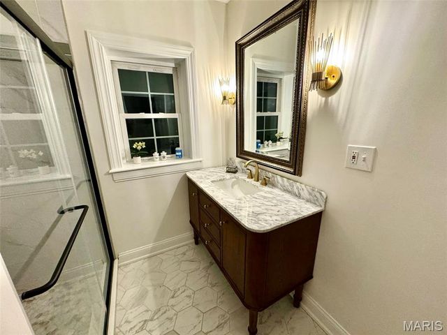 9053 Saranac Drive, Richmond Heights, MO 63117
