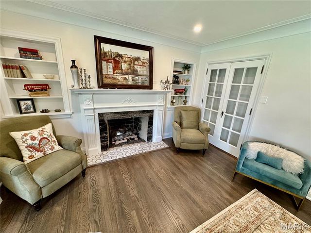 9053 Saranac Drive, Richmond Heights, MO 63117