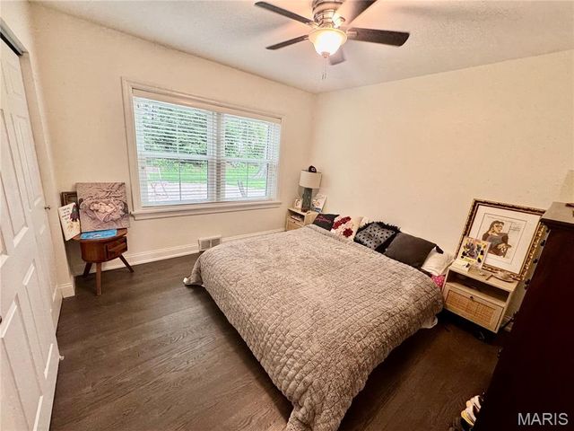 9053 Saranac Drive, Richmond Heights, MO 63117