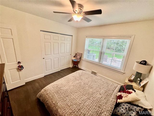 9053 Saranac Drive, Richmond Heights, MO 63117