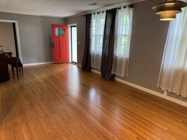 3351 Mimosa Dr, Nashville, TN 37211