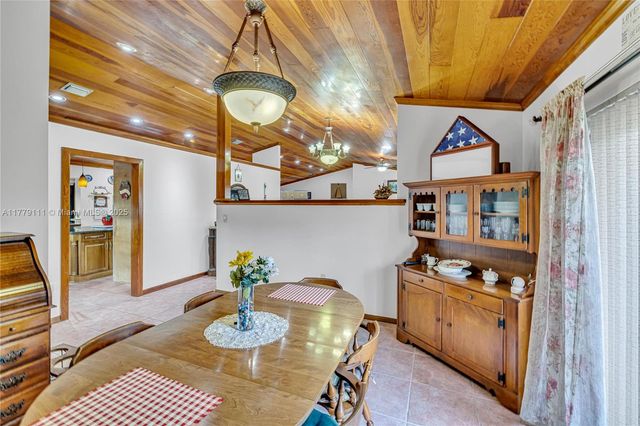 7801 SW 170th St, Palmetto Bay, FL 33157